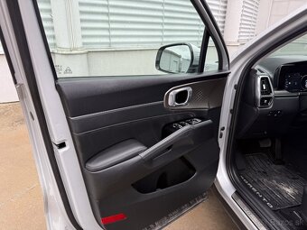 KIA Sorento 2.2 CRDi - 9