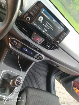 Hyundai i30 CW kombi - 9