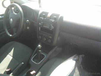 Rozpredam Vw golf5 combi 1.9 77kw - 9