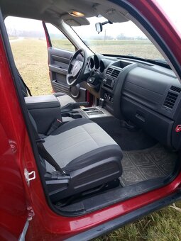 Dodge Nitro Jeep CHerokee,librety 2,8CRDI - 9