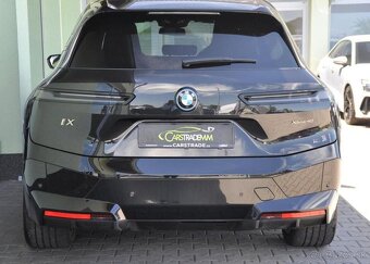 BMW iX xDrive40 HUD H/K TAŽNÉ 240 kw - 9