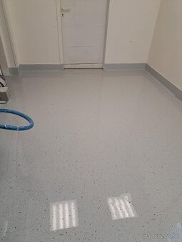 Liate epoxidové podlahy,zámkové dlažby,kamenné koberce - 9