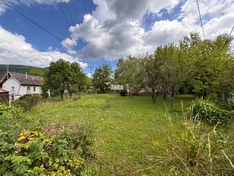 Margecany: 4 izbový tehlový rodinný dom na pozemku 1076 m2 - 9