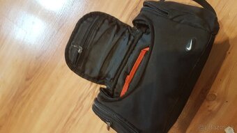 väčšia kozmetická taška/taštička zn Nike - 9