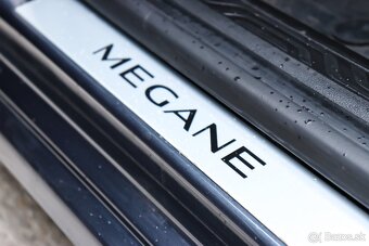 RENAULT MEGANE Hatchback - 9