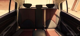Kia Rio - 9