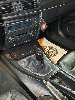 Bmw e92 320i coupe - 9