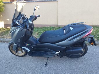 YAMAHA X-MAX 125 - 9