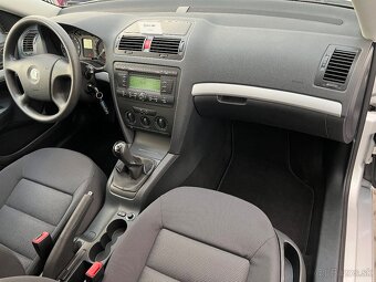 Škoda Octavia II sedan 1.9 TDi,77 kW,tažné,ACl,1.maj,115TKM - 9