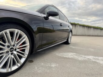 Audi A4 B9 2.0 TDI Quattro Black Optik - 9