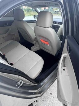 Skoda rapid 1.2tsi 77kw 2013 - 9