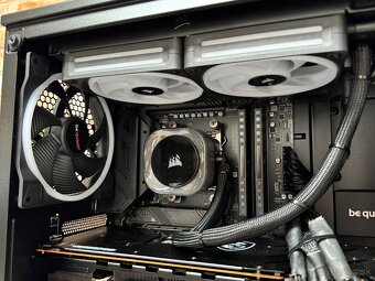Ryzen 9 9950X3D\32GB\RX 7900XTX\SSD\1000W Zdroj - 9