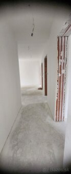 Ponúkame na predaj dom v obci Brezovička. - 9