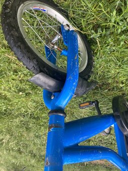 Detsky bicykel s pomocnými kolieskami Modrý - 9