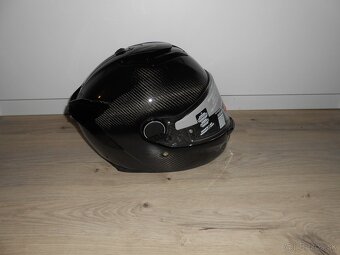 Predam krasnu novu karbonovu moto prilbu znacky SHARK SPARTA - 9