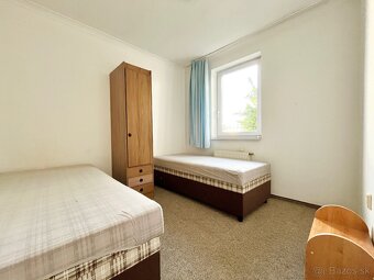 PREDAJ rodinný dom Banka - 9