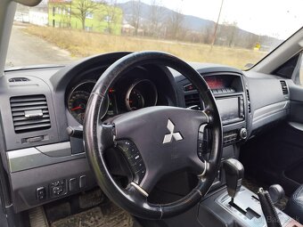 Mitsubishi Pajero 3.2. - 9