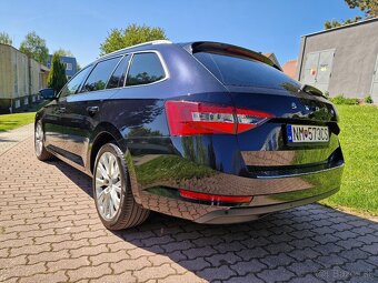Škoda Superb Combi 2.0 TDI SCR 110KW DSG - 9