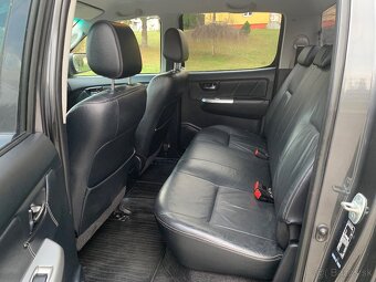 Toyota Hilux 3.0 D-4D 126kw A/T 4x4 - 9