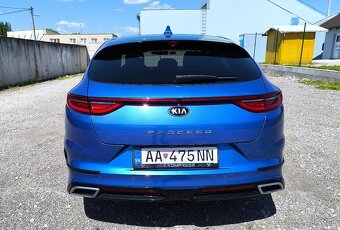KIA PROCEED 1,6 CRDi GT LINE + NAVI + SMART PACK - 9