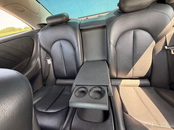Mercedes CLK - 9
