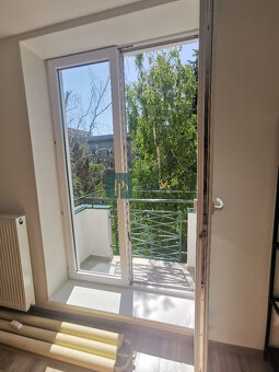 Prenájom krásny 2 izbový byt, centrum mesta, parkovacie mies - 9
