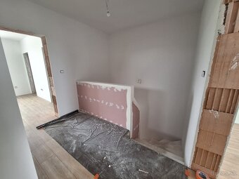 Hľadáme si suseda do dvojdomu v Báči - 9