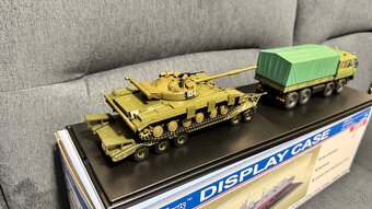 Model Tatra 813 8x8+podvalník P-50+tank T64B - 9