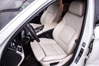 BMW 530d xDrive F10 190kw AT/8 2011 - 9