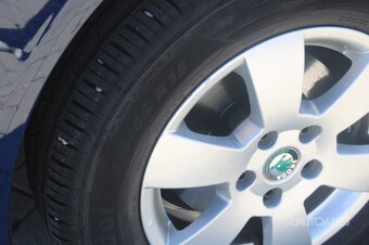 Škoda Octavia 1,6 MPi 75 kW TOUR - 9