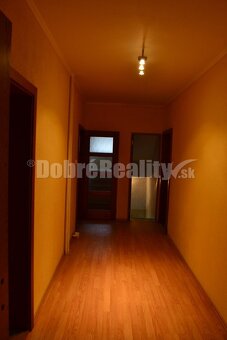 EXKLUZÍVNE Predaj - ihneď voľný rodinný dom vo vyhľadávanej - 9