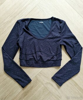 NOVE Guess monogram khaki,bezovy,modry crop top - 9