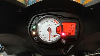 Suzuki GSX 650 F - 9