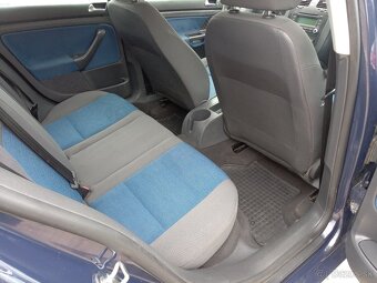 Volkswagen Golf V - 9