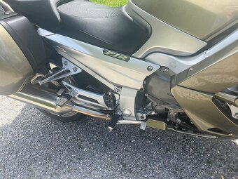 Yamaha FJR 1300A - 9