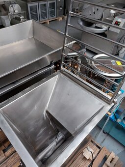 Mlynček na mäso Technologis JR 100 mäsiarsky vlk - 9