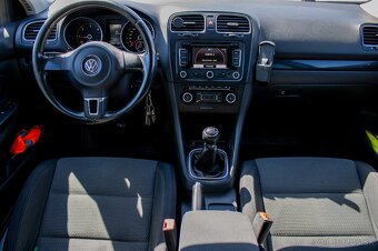 VW Golf Variant 2.0TDI Highline (2011) - 9