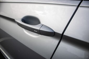 Volkswagen Tiguan 2.0 TDI EVO R-Line 4Motion DSG - 9