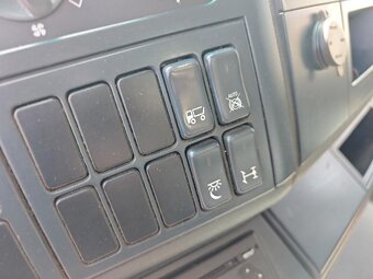 MAN TGL 12.220 KLIMA, LŮŽKO, ČELO - 9