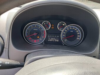Suzuki SX4 - 9