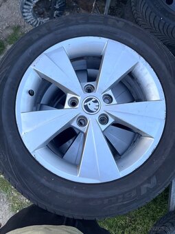 205/60 R16 - 9