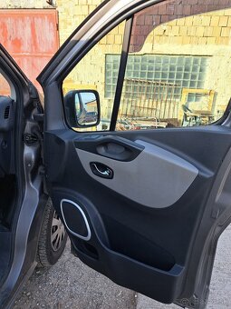Renault Trafic na predaj - 9