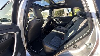 Toyota Rav4 Hybrid AWD (4x4) – Selection, Skyview, odpočet D - 9