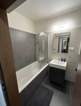 Klimatizovaný 3i byt s garážovým státím v projekte Slnečnice - 9