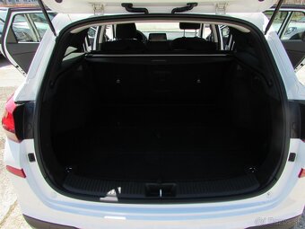 Hyundai i30 CW 1.6 CRDi Family - Možný odpočet DPH - 9