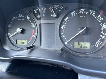 Škoda Octavia 1.6i TOUR naj.150tis km - 9
