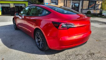 Tesla 3 Long Range Refresh 11.2021 - 9