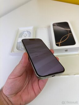 Predam vymenim Iphone 16 Pro 256GB Natural Titanium - 9