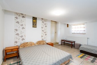 ZNÍŽENIE Na predaj rodinný vidiecky dom - 9