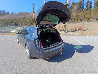 Opel Insignia ST 2.0 CDTI 160k Cosmo - 9